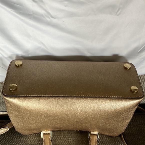 Michael Kors Satchel Saffiano Leather - Picture 4 of 6